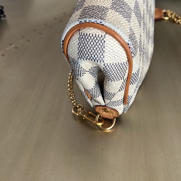 Louis Vuitton Damier Azur Eva 2 way clutch with shoulder strap - Picture 9 of 11